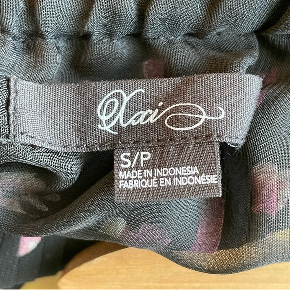 Forever21 Black Pleated Floral Pink and White Strapless Mini Dress in Size Small - Picture 8 of 12